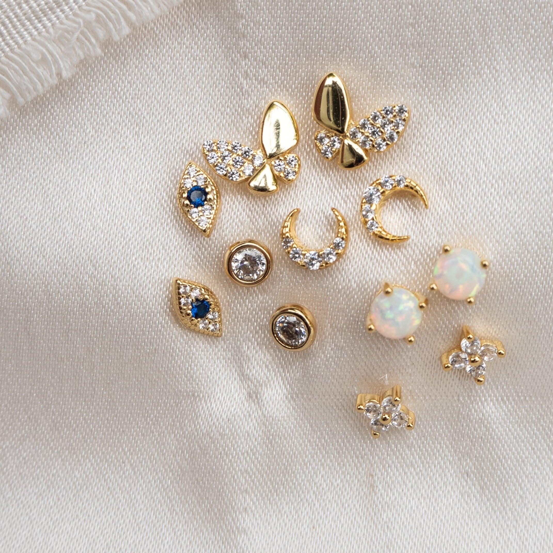 Pendientes de mariposa con cristales Pave