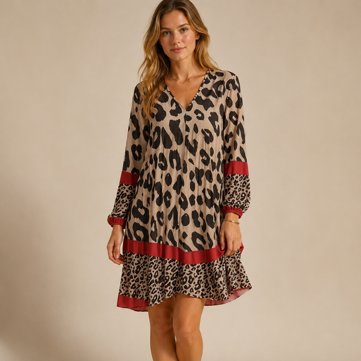 Marfie - Mini Vestido Elegante con Cuello en V