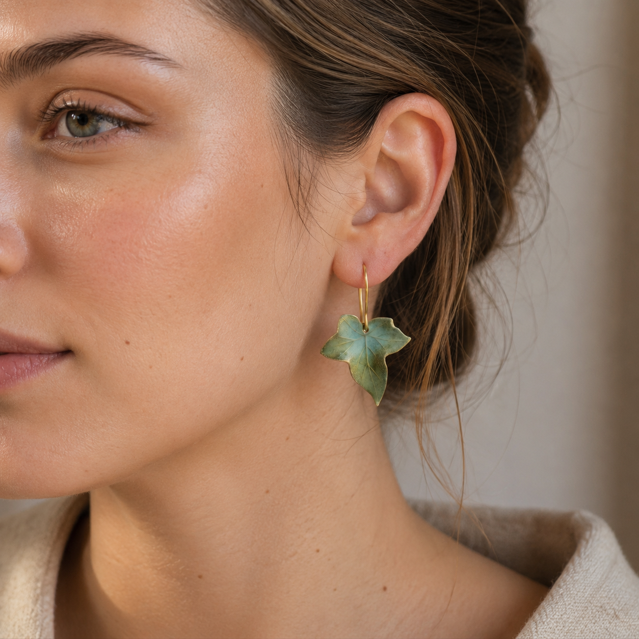 Silva – Pendientes vintage con hoja verde