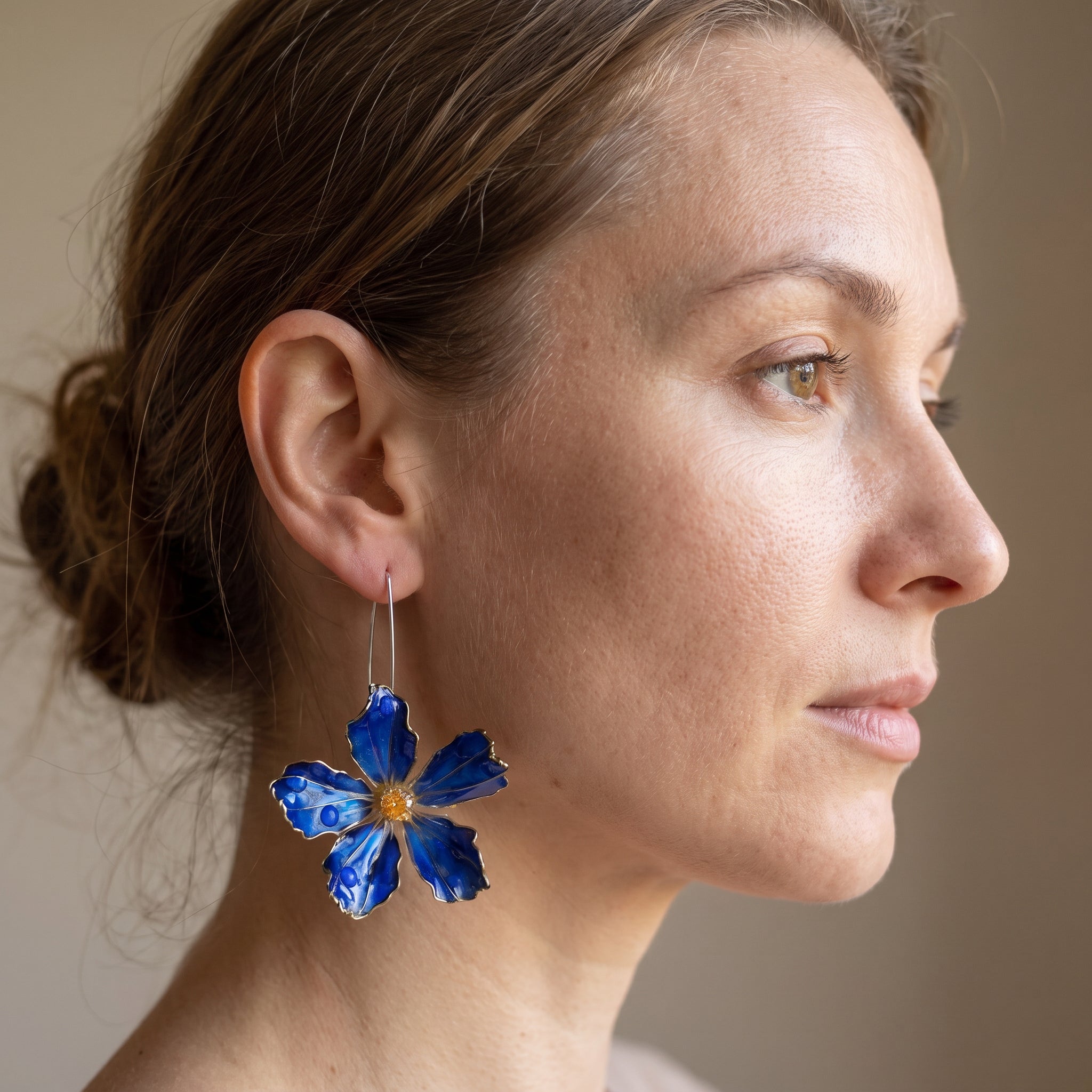 Bliss – Pendientes vintage de flor azul
