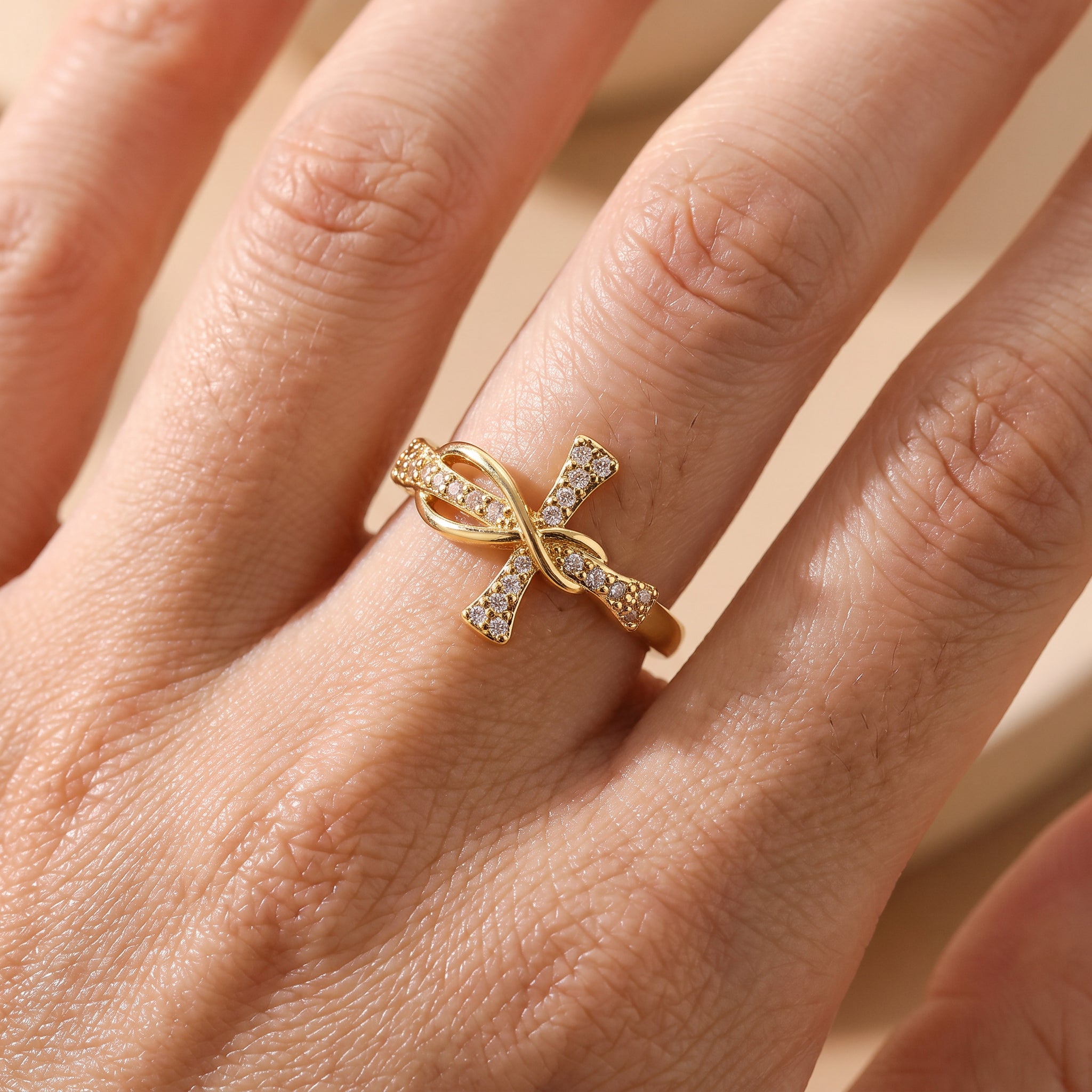 Eliane – Anillo de cruz cristiana de circonio para mujeres