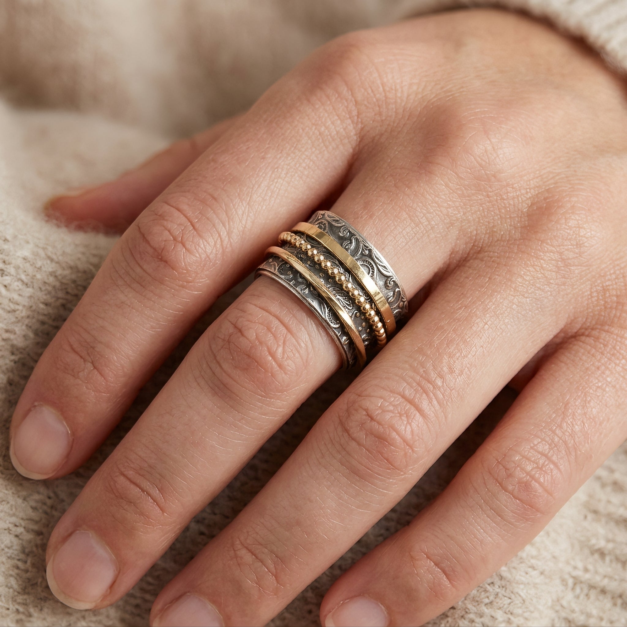 Cherilyn – Anillo Antiguo Vintage en Oro y Plata