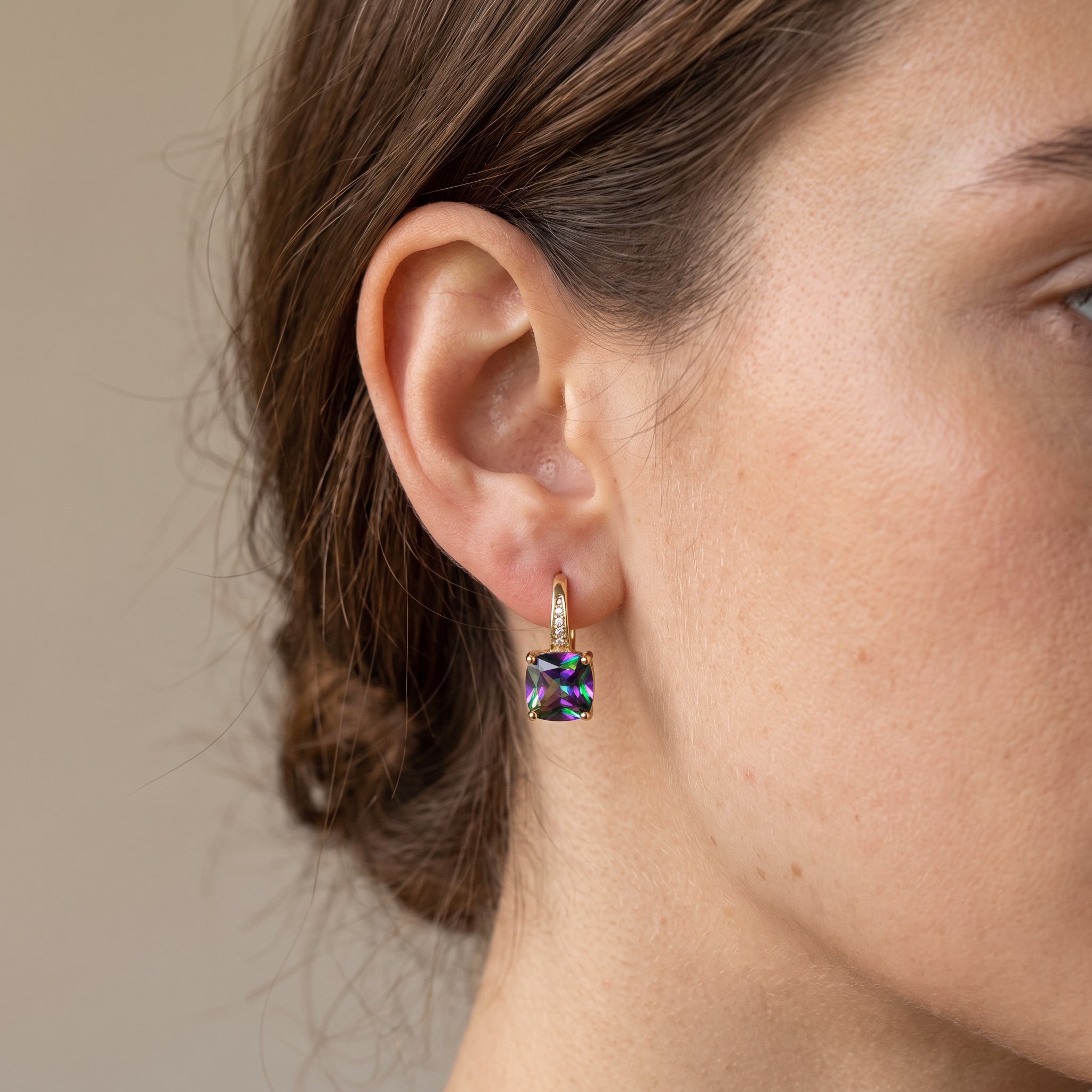 Celina – Aros de oro con circonitas de colores