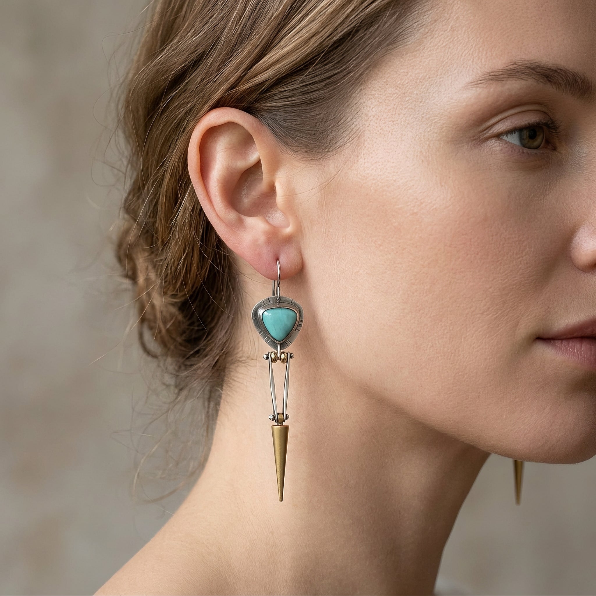 Tahlia – Pendientes étnicos boho con piedra de resina verde