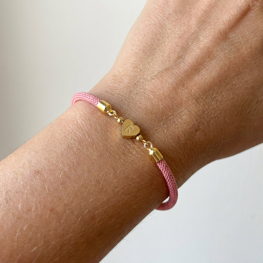 Daphne – Pulsera de corazón personalizada para mujer