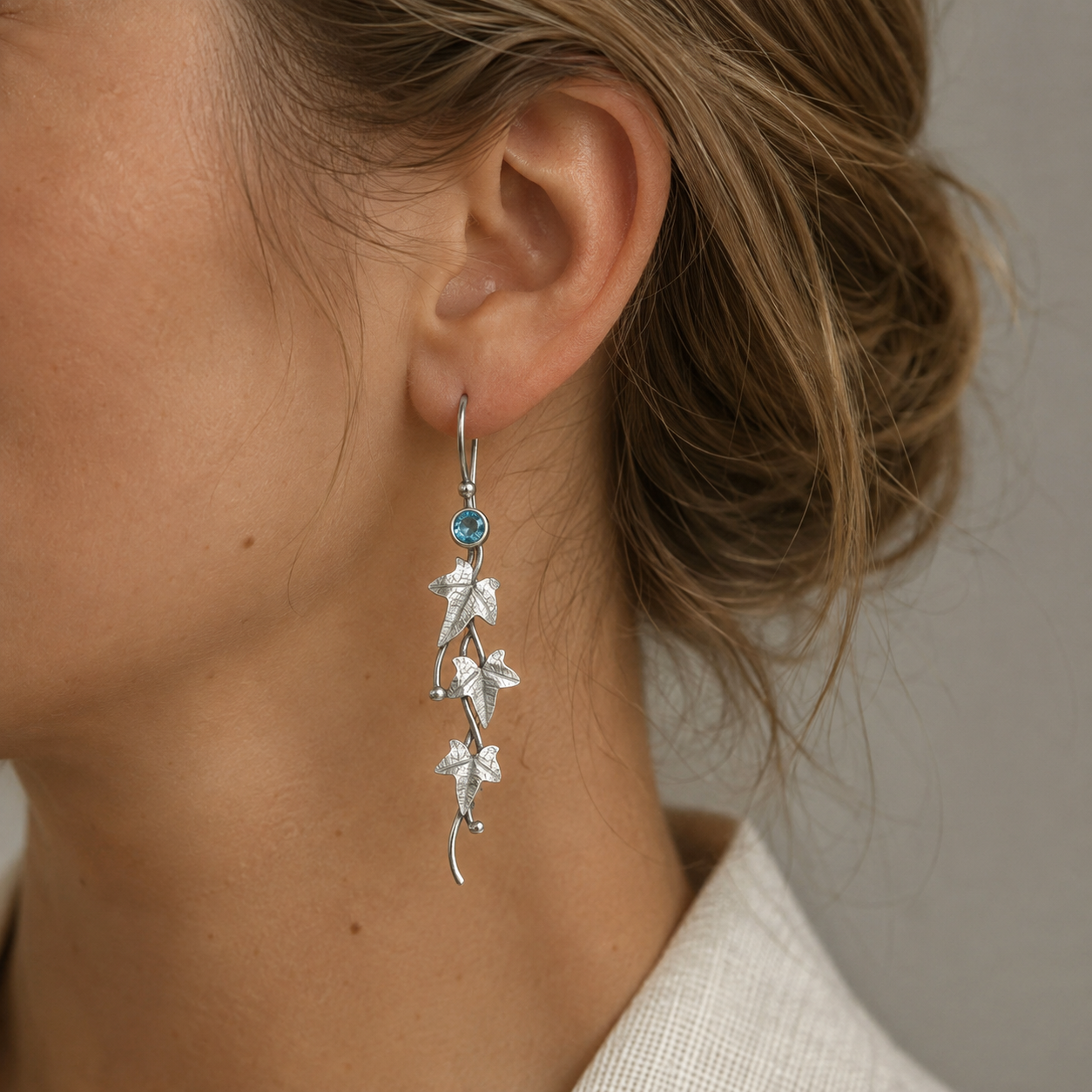 Elowen – Pendientes vintage con hojas de hada