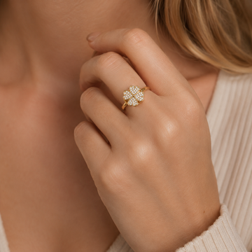 Dazel – Anillo Giratorio Antiestrés de Trébol de Cuatro Hojas