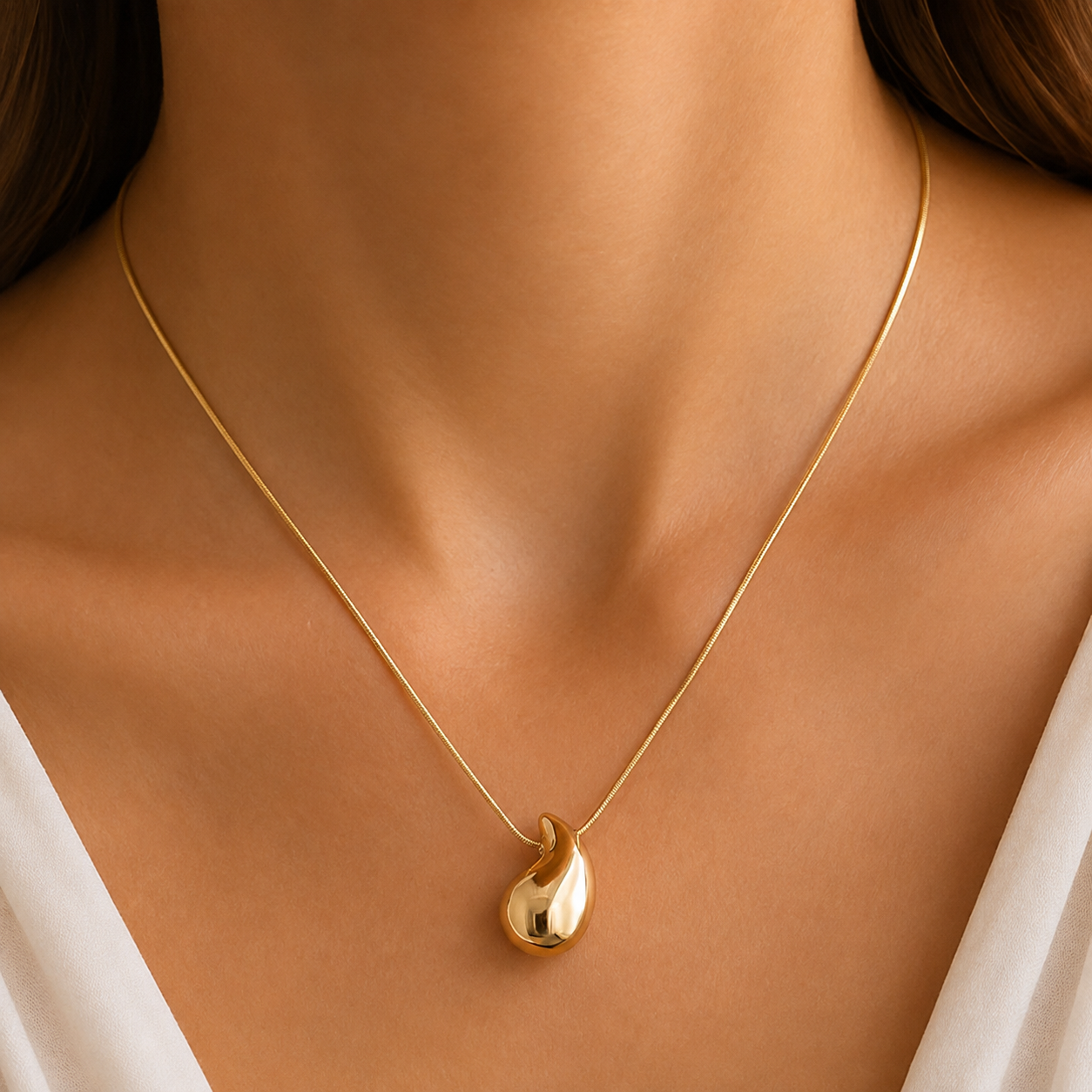 Collar de gotas de agua de gran tamaño - Collar dorado con colgante de gota de agua