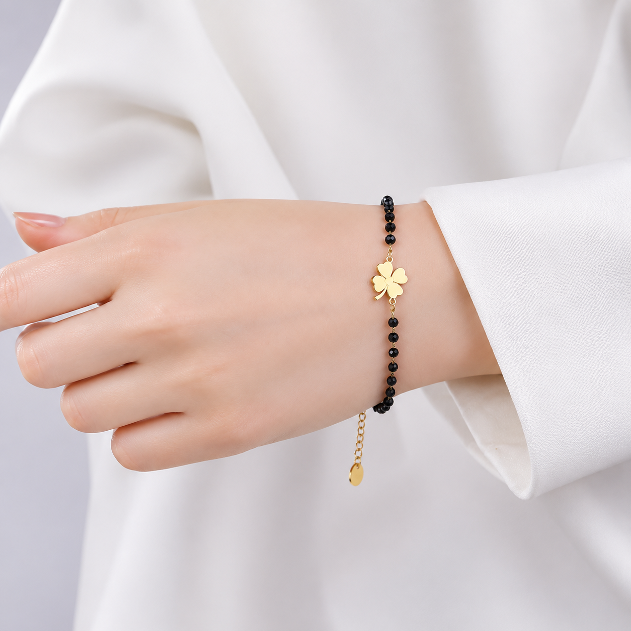 Faelya – Pulsera amuleto de trébol de cuatro hojas