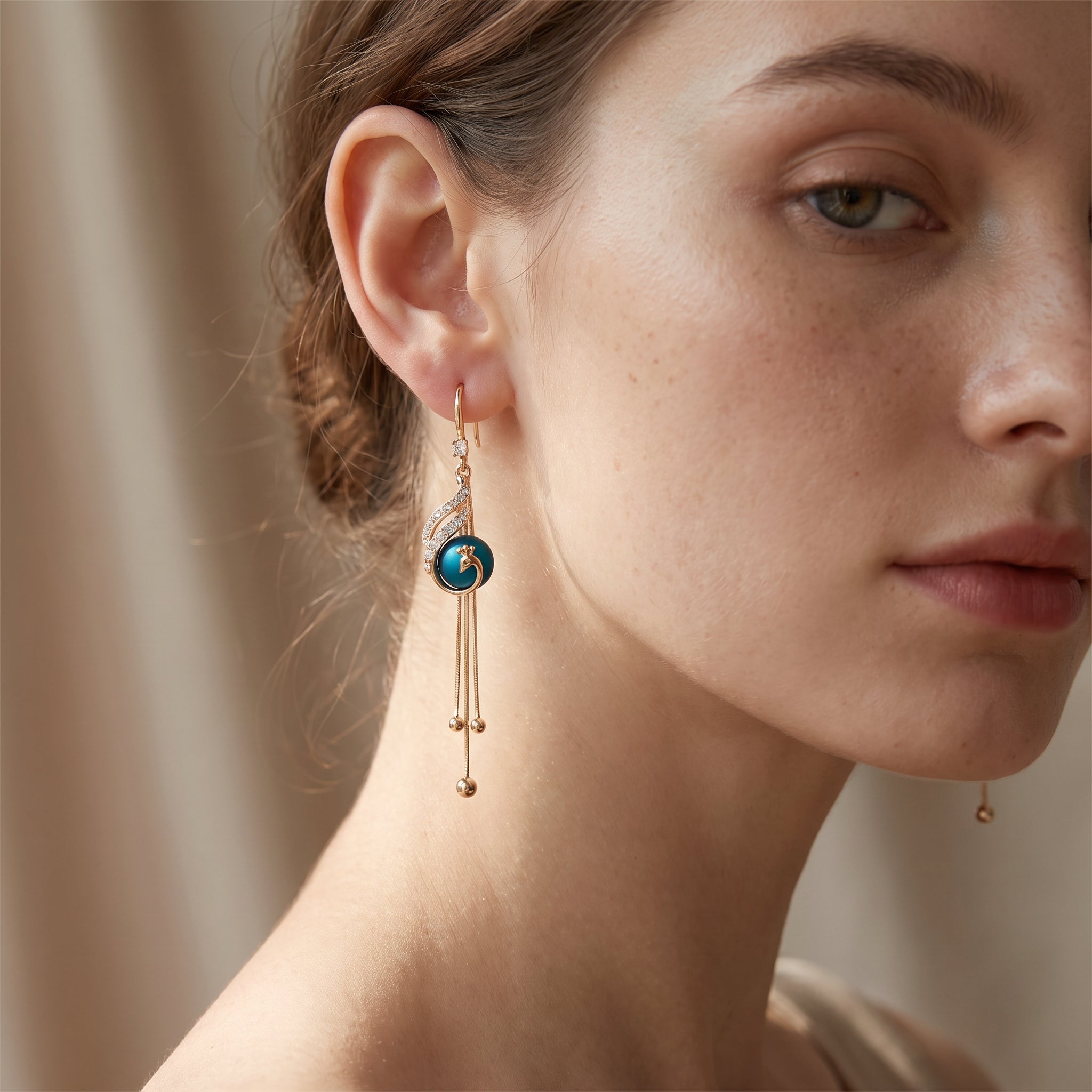 Sheynn – Pendientes festivos con perlas azules