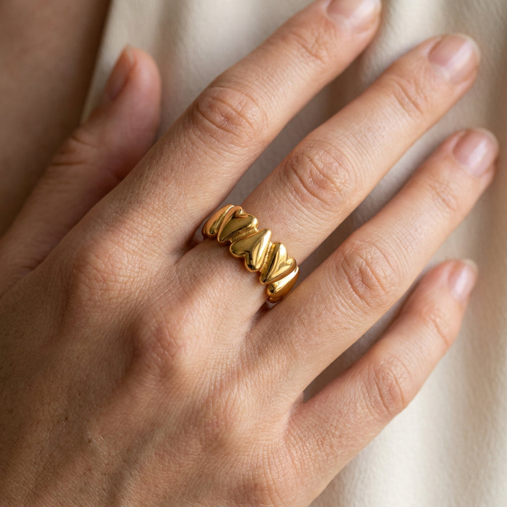 Elena - Anillo de Corazón Inestable en Oro