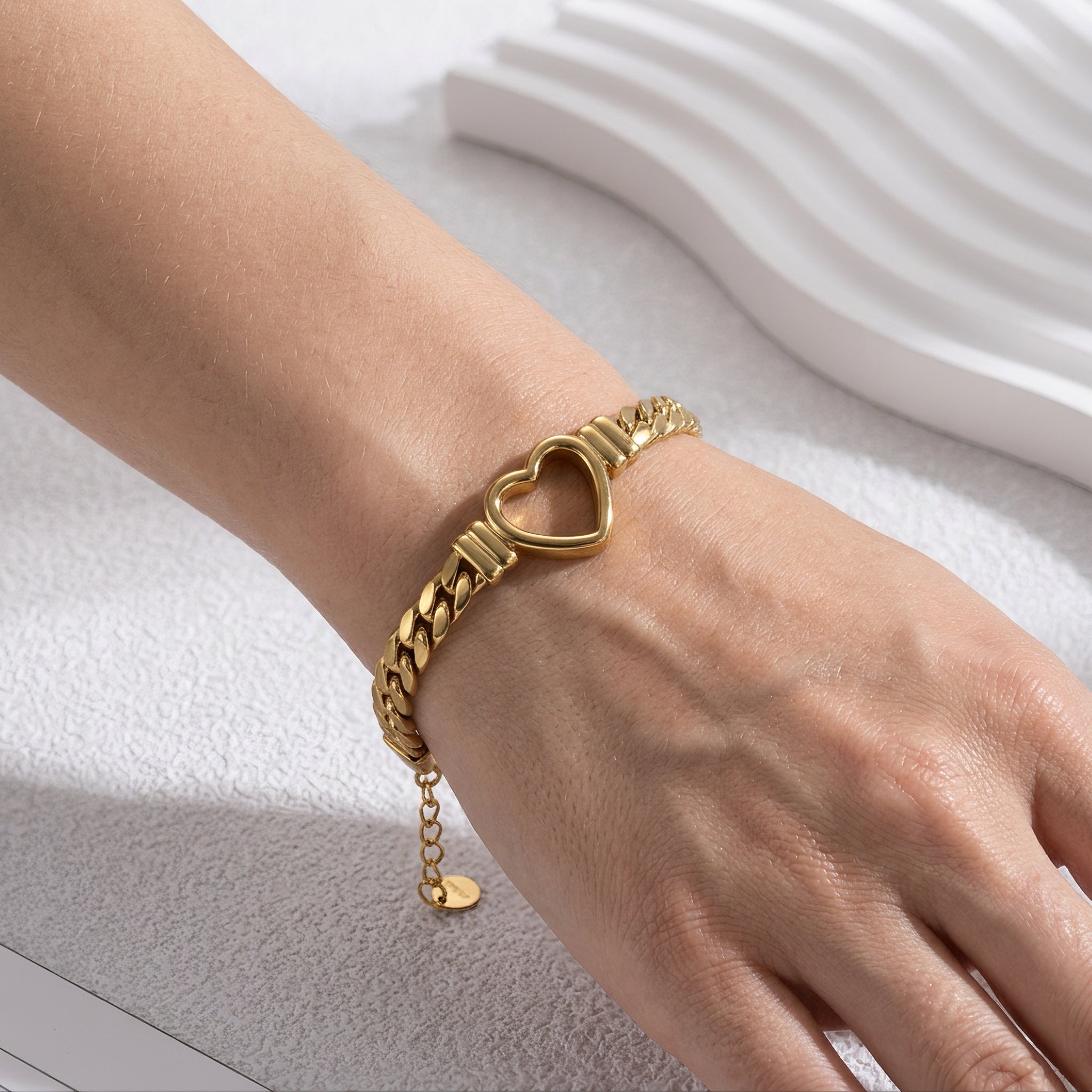 Pulsera de corazón hueco dorado - Pulsera de corazón abierta