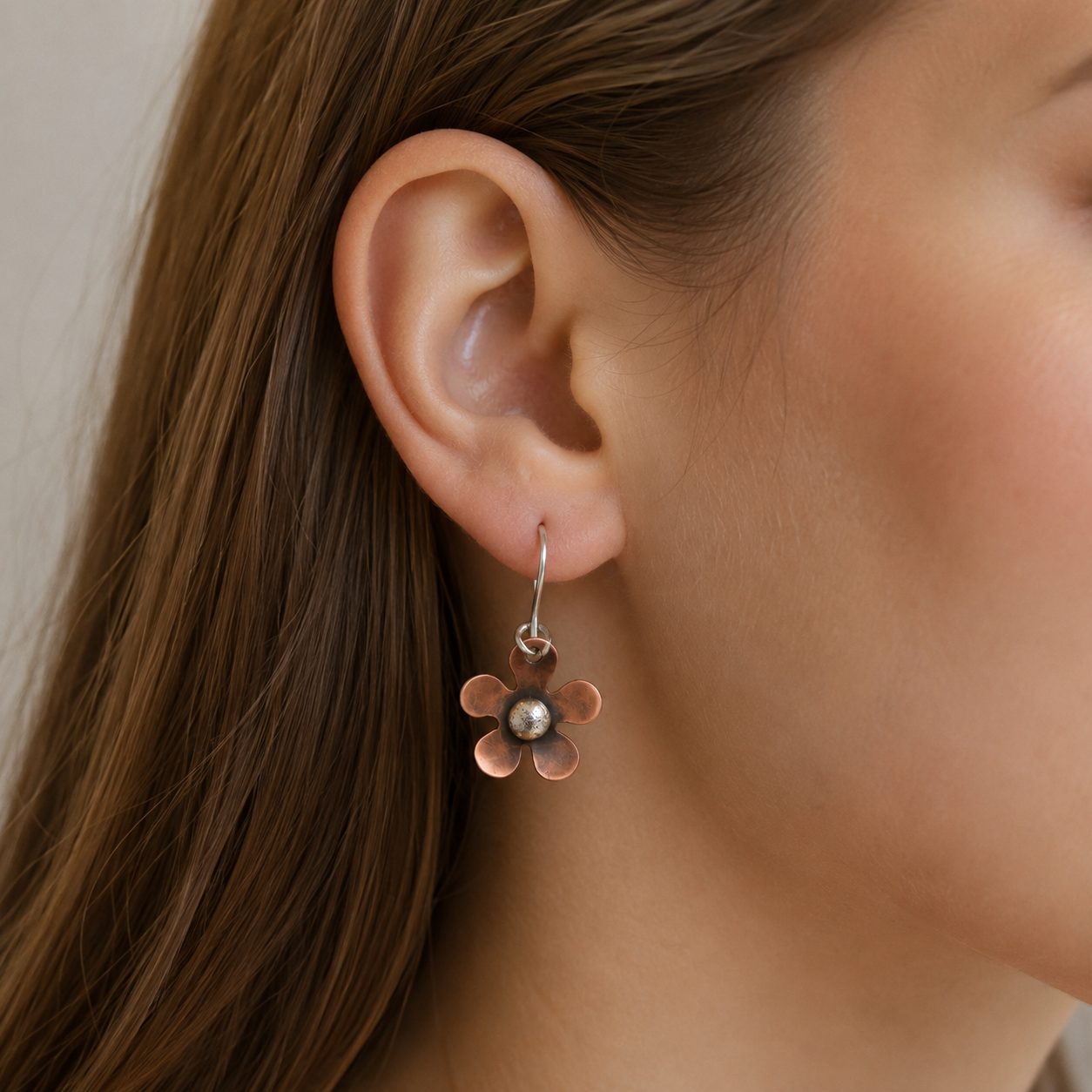 Hera – Pendientes de flor de plata vintage