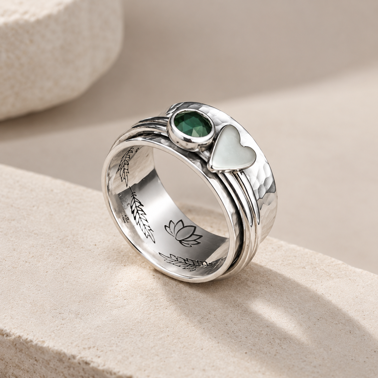 Maely – Anillo corazón estilo retro plateado