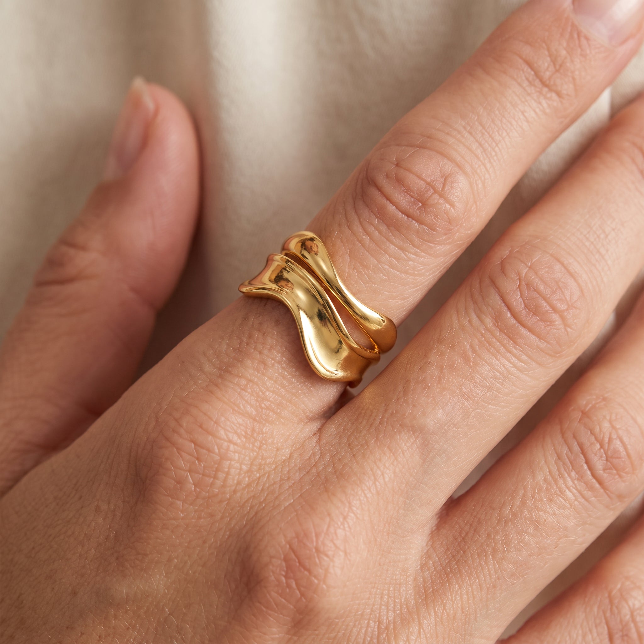 Charlie – Anillo escultórico ajustable