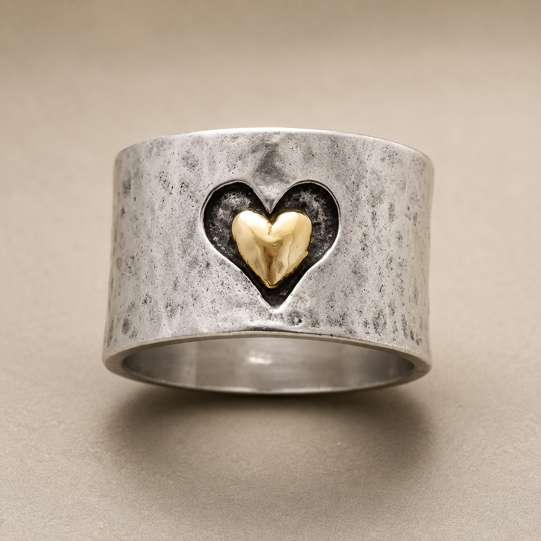 Alina – Anillo vintage en forma de corazón