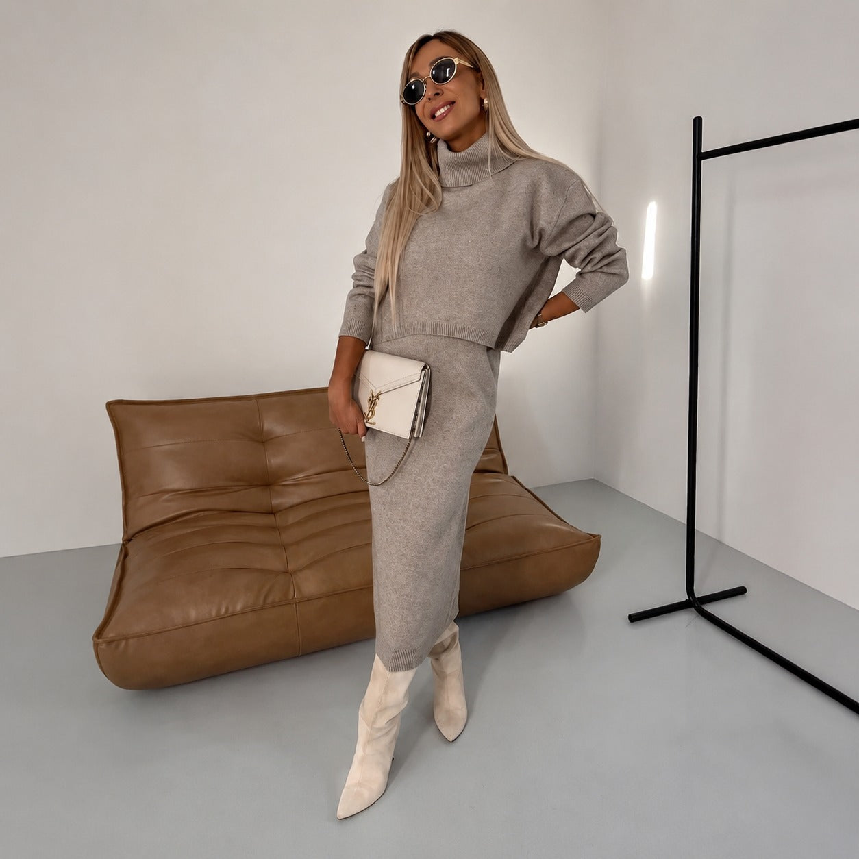 Odette - Conjunto casual con vestido y suéter de cuello alto