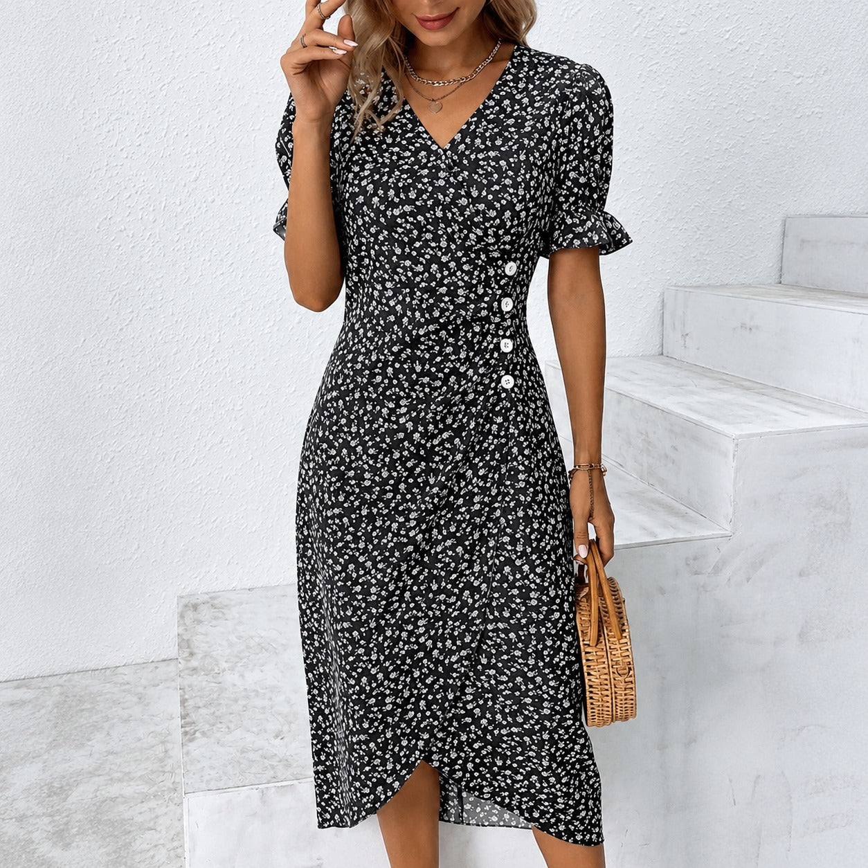Gabriella - Vestido Irregular Floral Estiloso