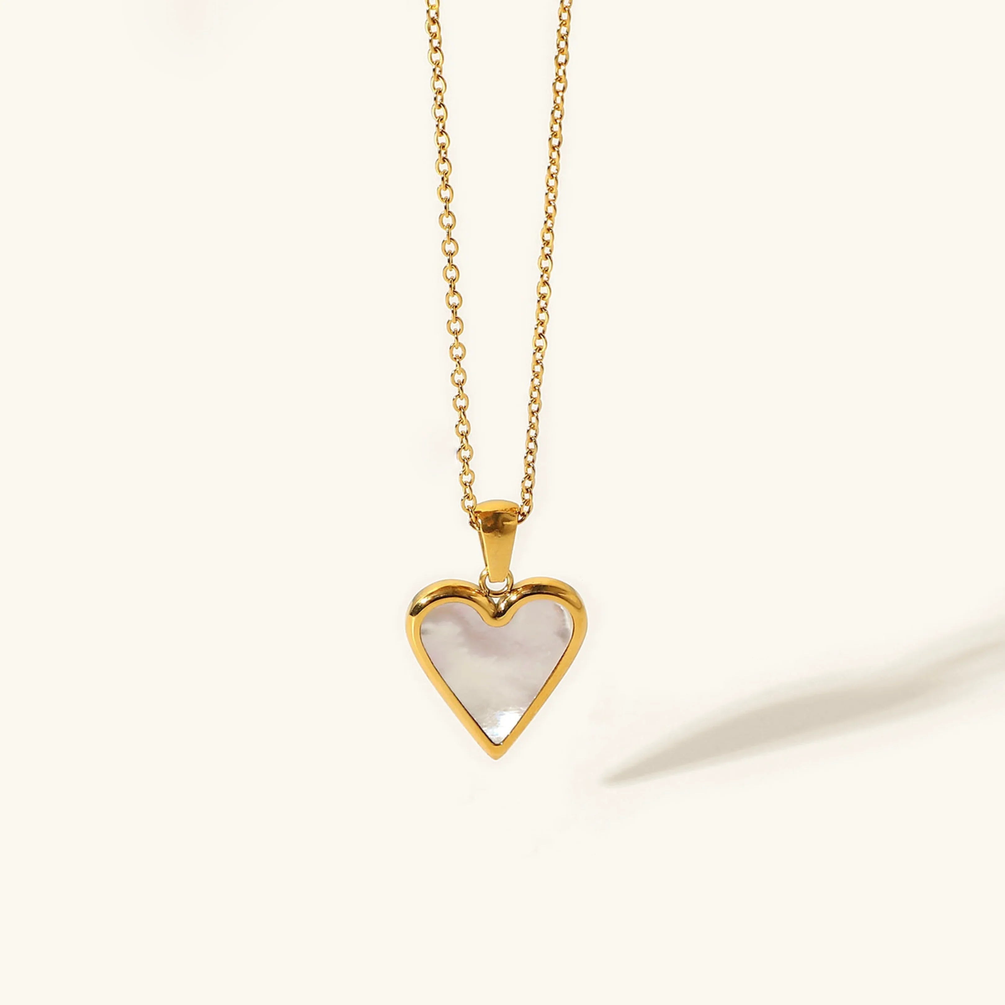 Blythe – Collar corazón elegante