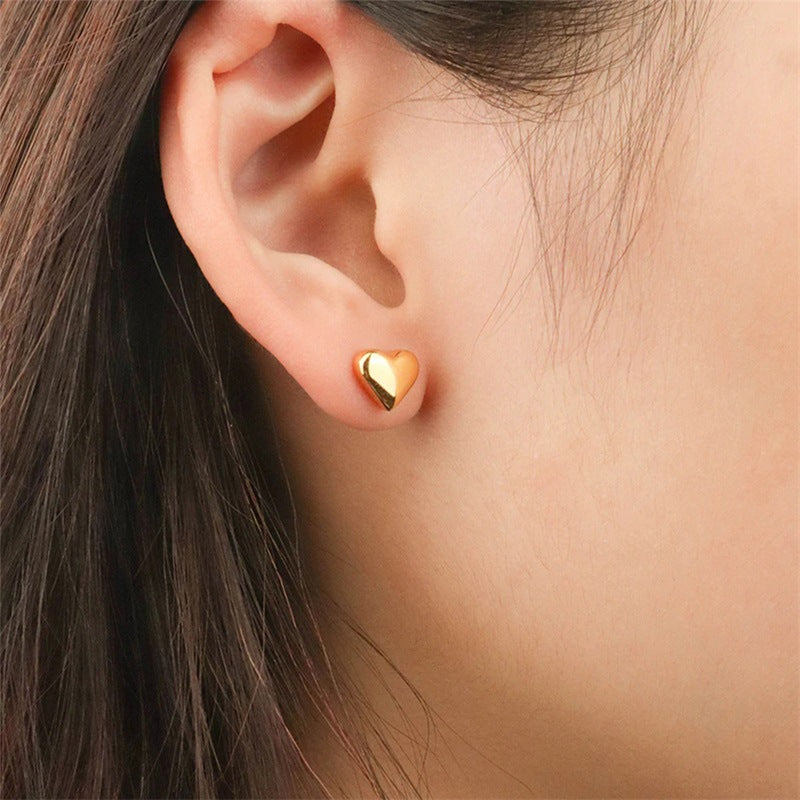 Mila – Pendientes de corazón en oro