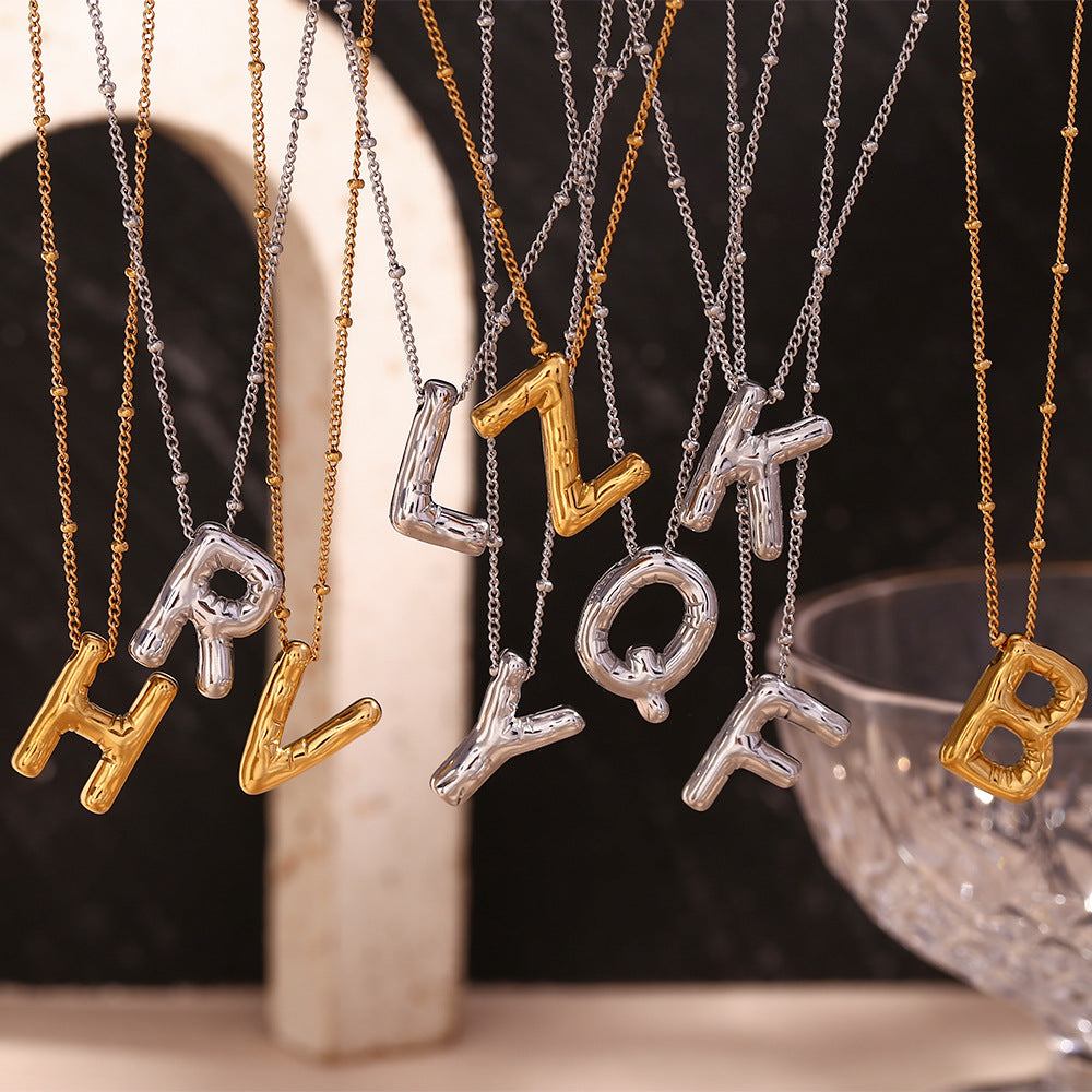 Collar inicial de oro Balloon