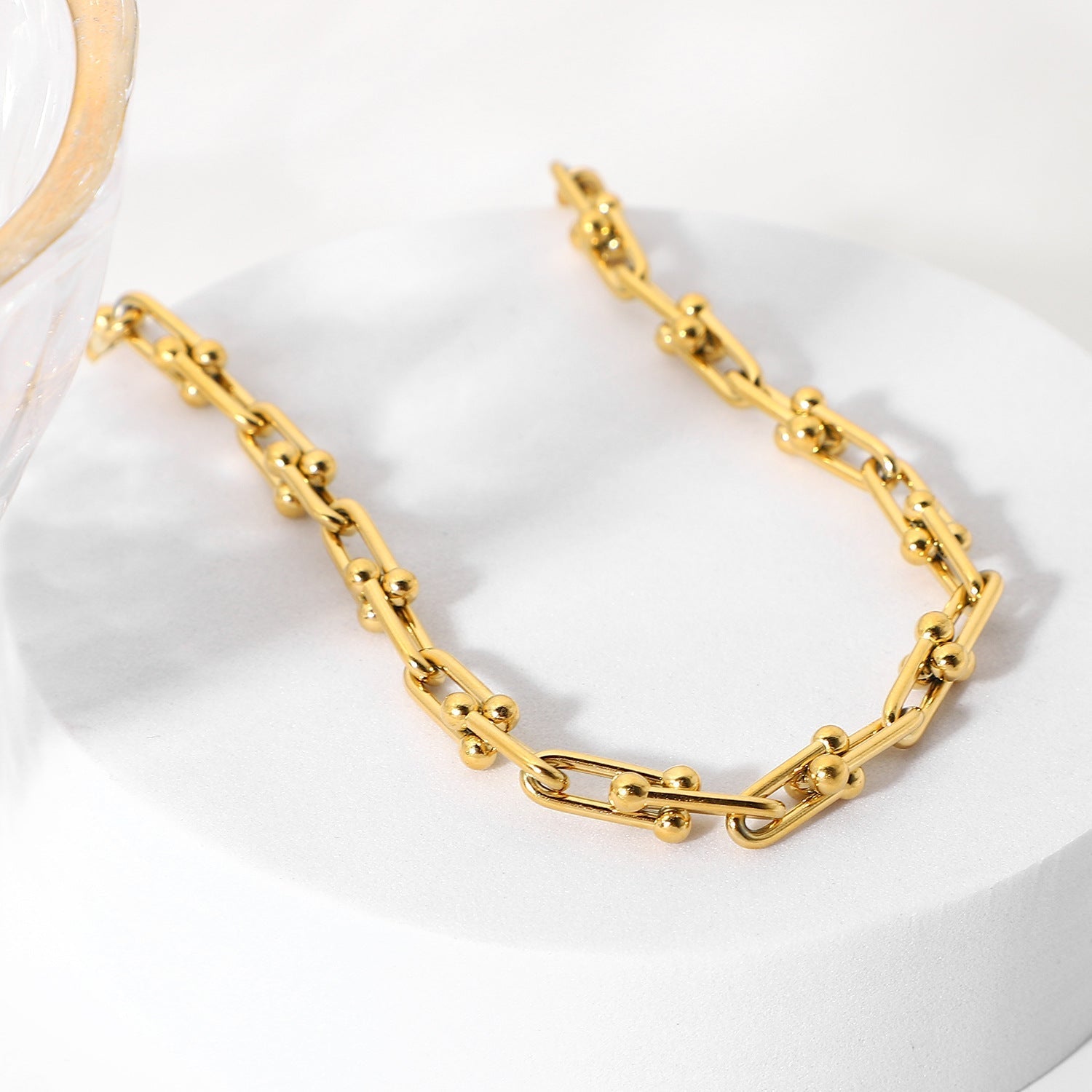 Collar de oro grueso en cascada