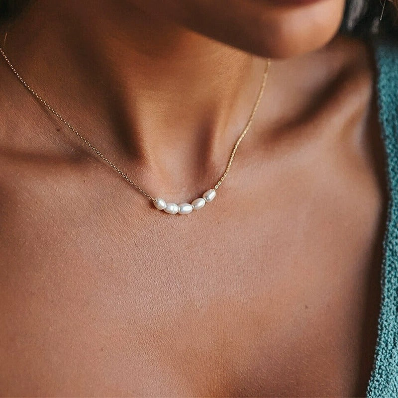 Elle – Elegante collar de perlas