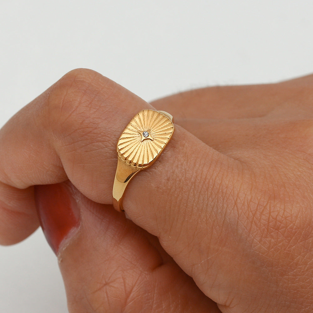 Aglaia - Anillo de sol dorado