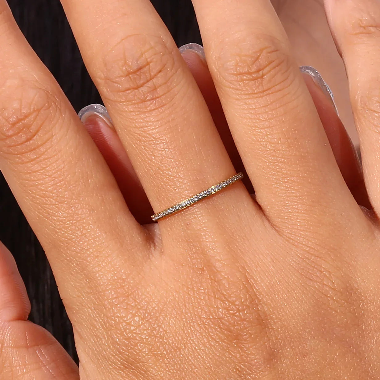 Zarra – Anillo pavé de oro radiante