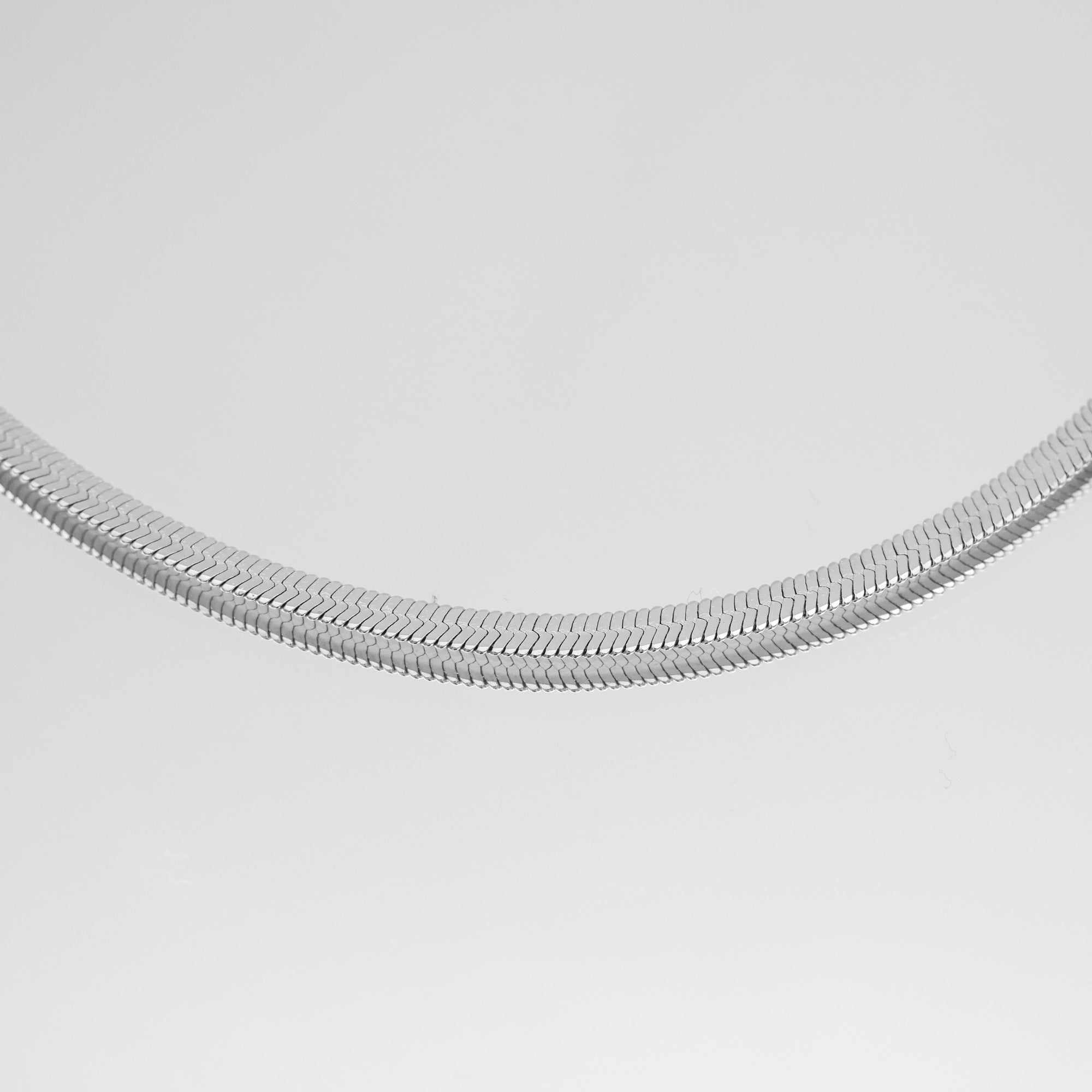 Juliette – Collar elegante de chevron