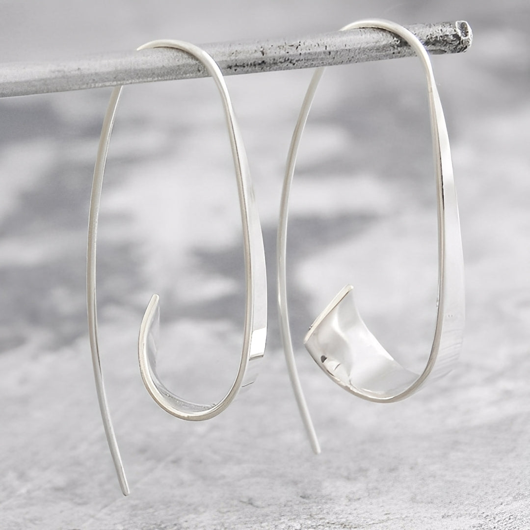 Clea – Pendientes atemporales de oro y plata
