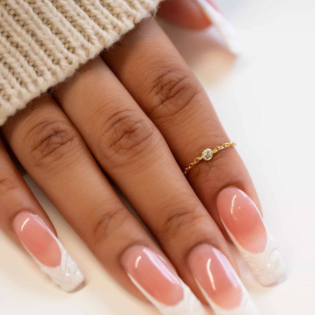 Emily - Anillo de Cadena Solitaire