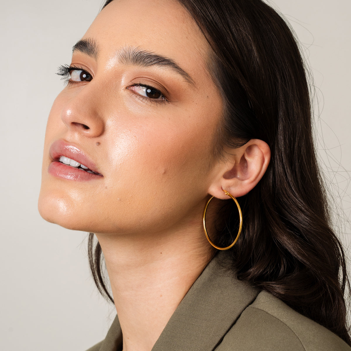 Camille – Aros Elegantes Dorados