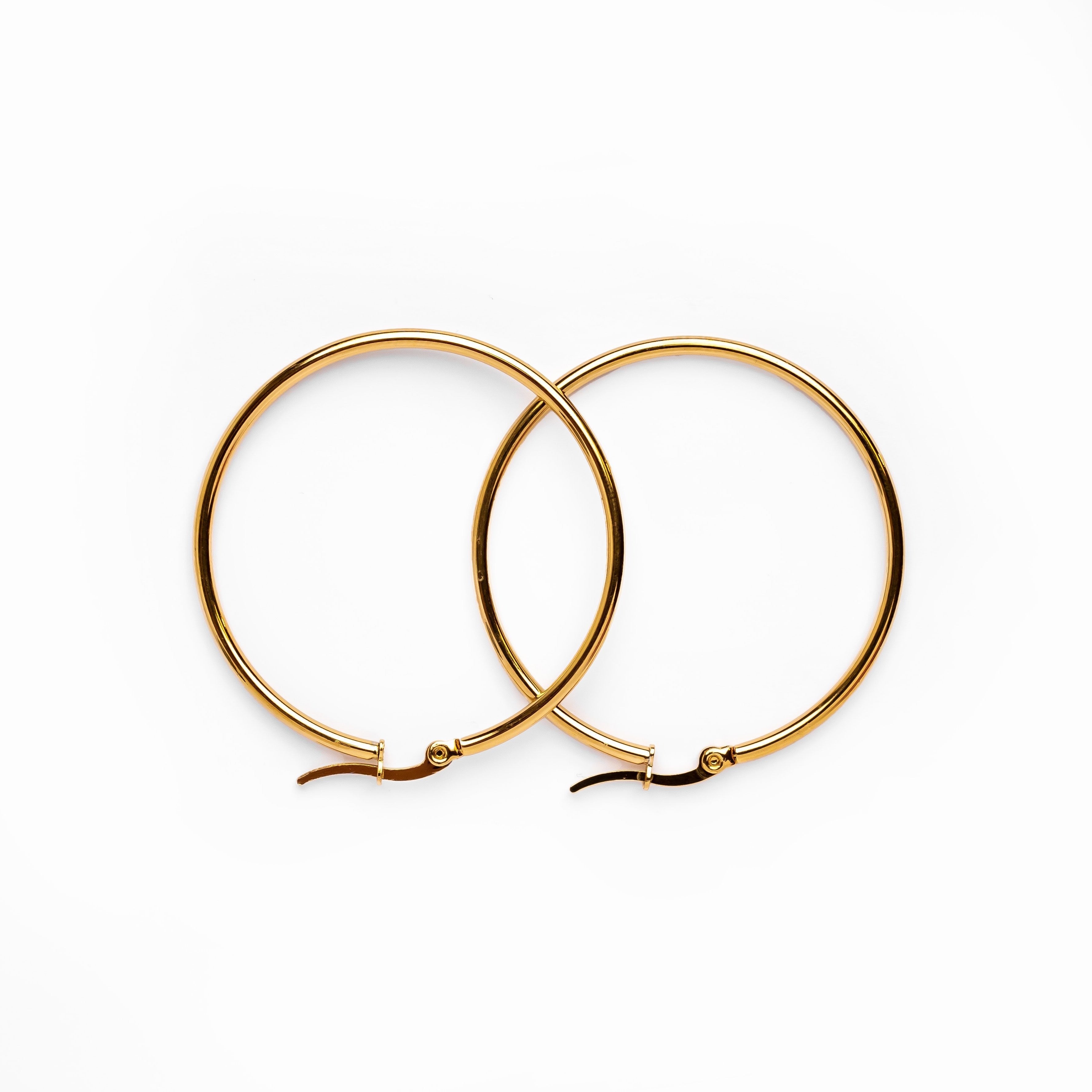 Camille – Aros Elegantes Dorados