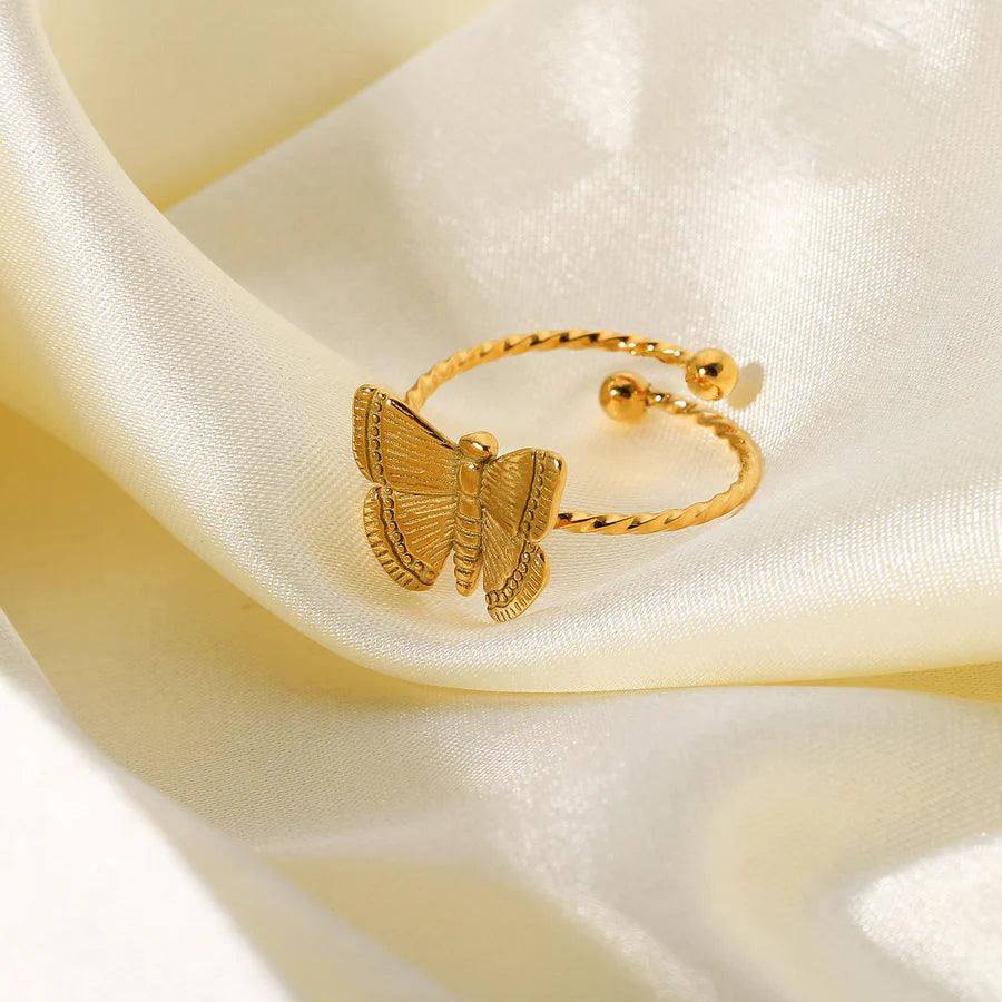 Alina – Anillo Mariposa Elegante
