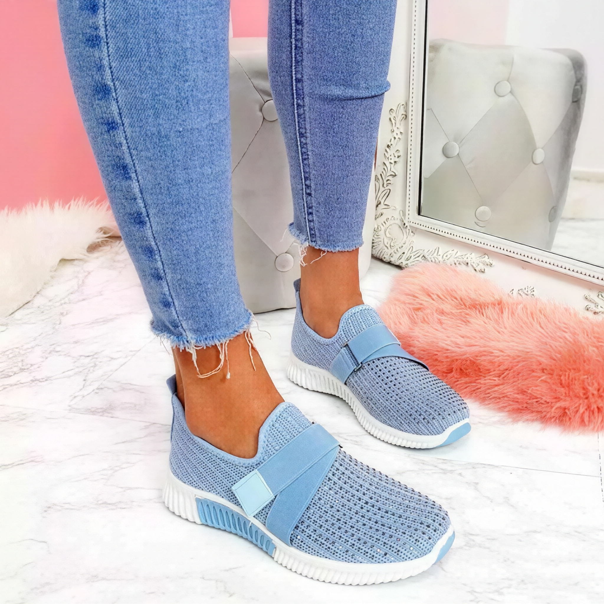 Kinsley - Zapatillas slip-on con detalles de cristal