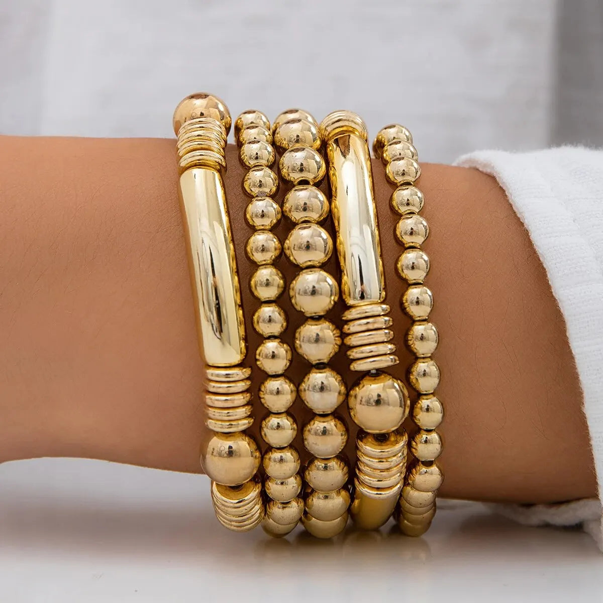 Mira – Conjunto de 5 pulseras de perlas apilables