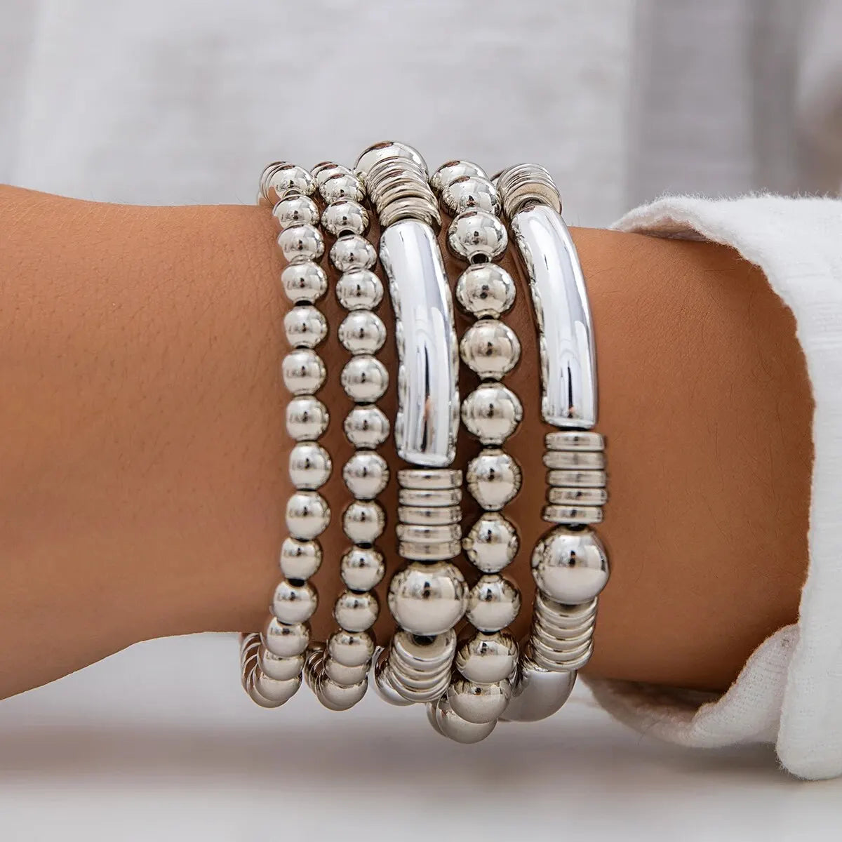 Mira – Conjunto de 5 pulseras de perlas apilables
