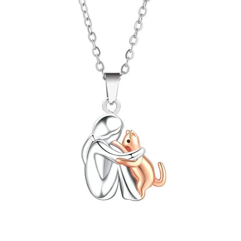 Mignon – Collar con colgante de gato entrelazado