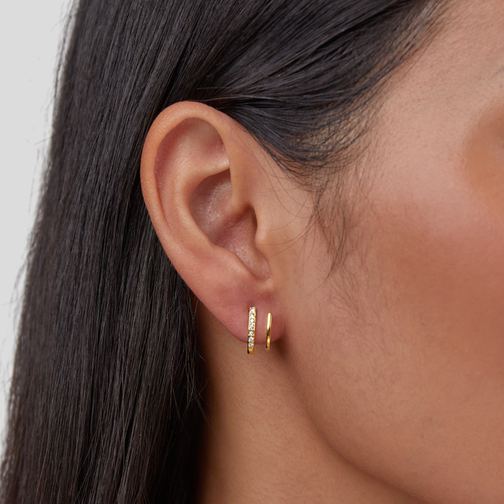 Zendaya – Pendientes de cristal en forma de garra en oro de 18K