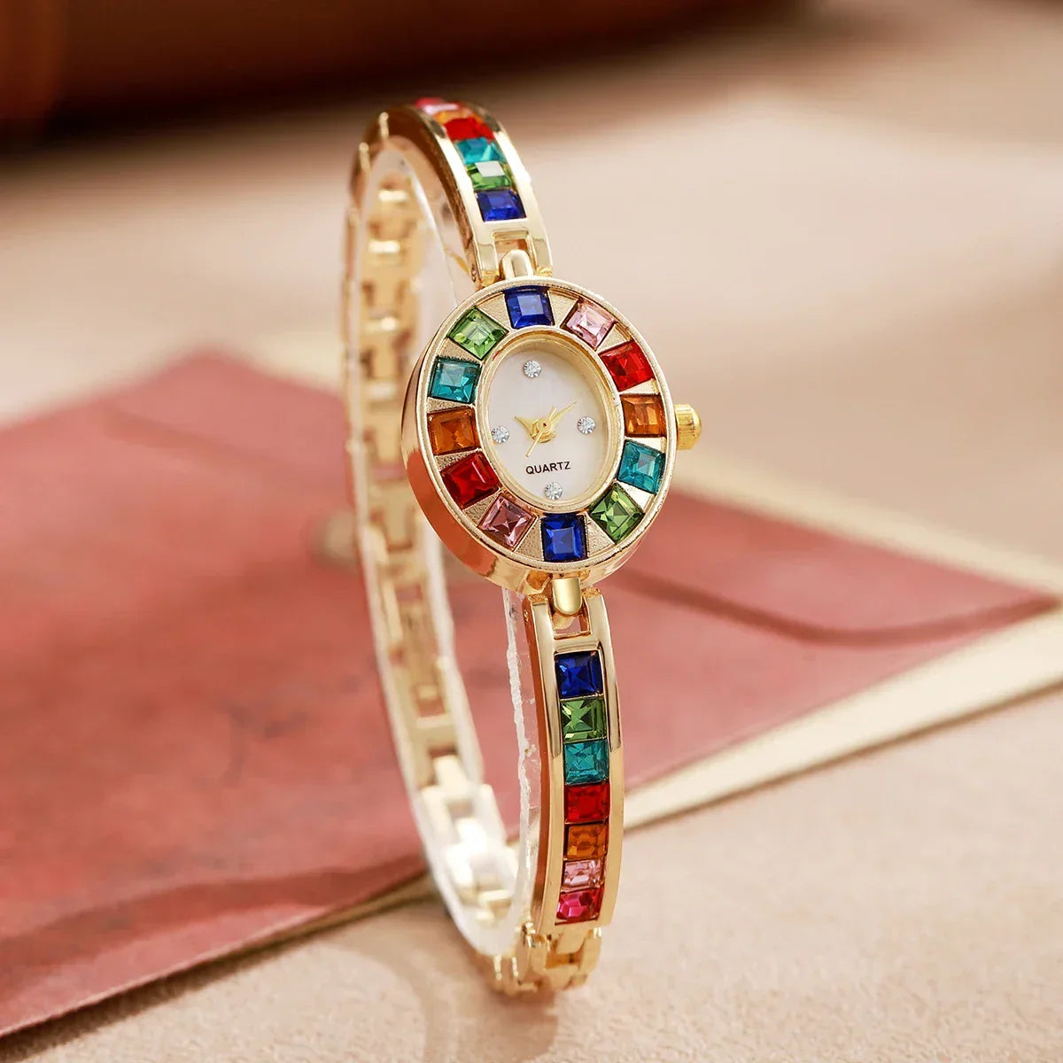 Rayna – Reloj Brillo Solar y Luneta Prismática