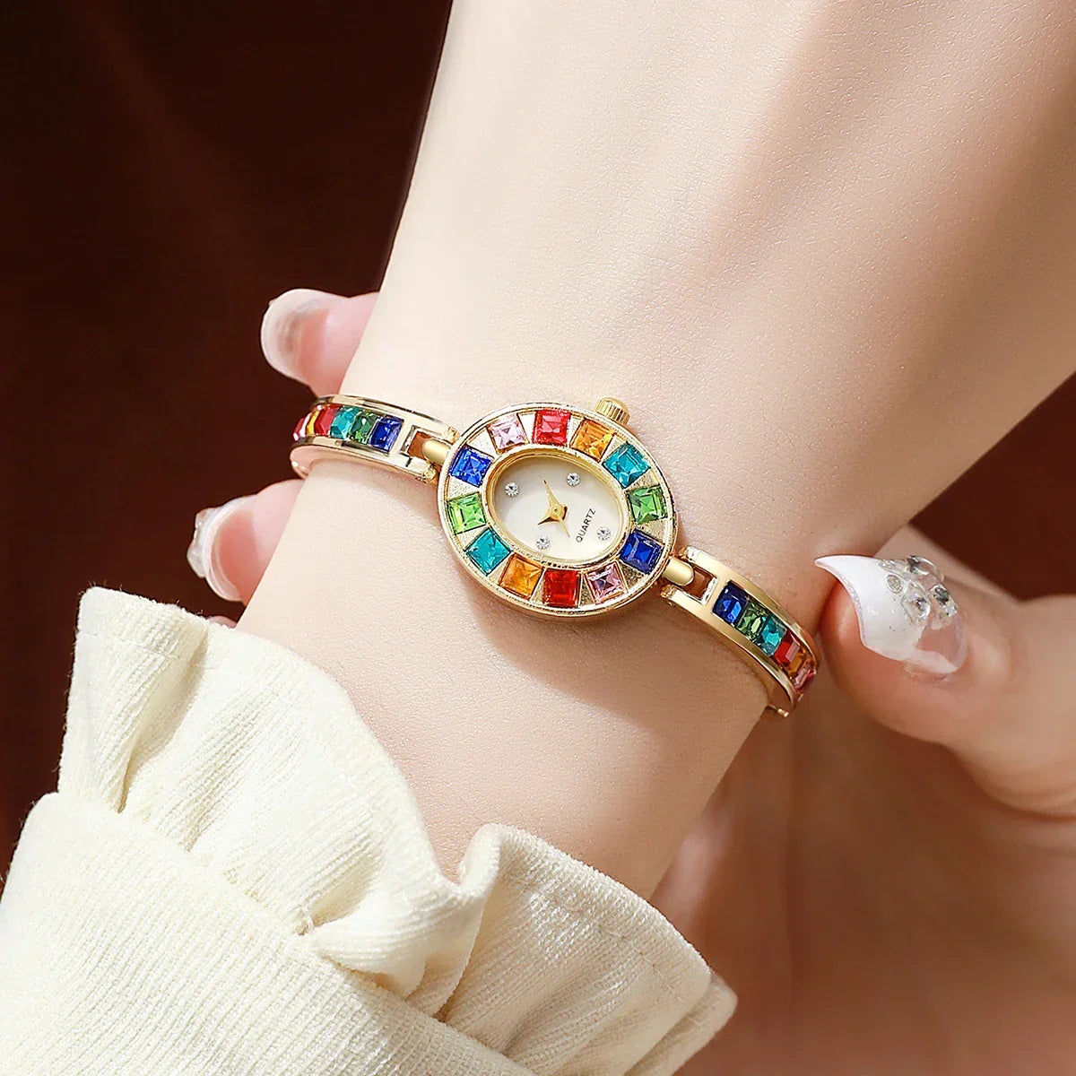 Rayna – Reloj Brillo Solar y Luneta Prismática
