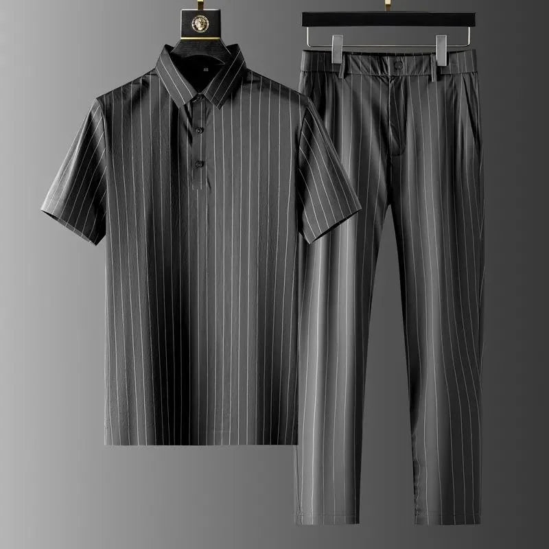 Atlas - Conjunto de ropa a rayas