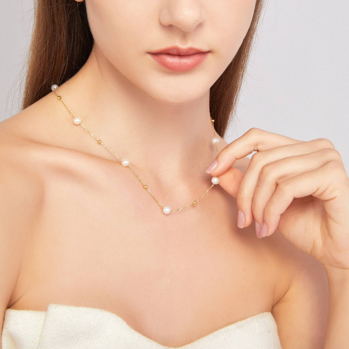 Collar de oro y perlas - alternando perlas y cadena de oro
