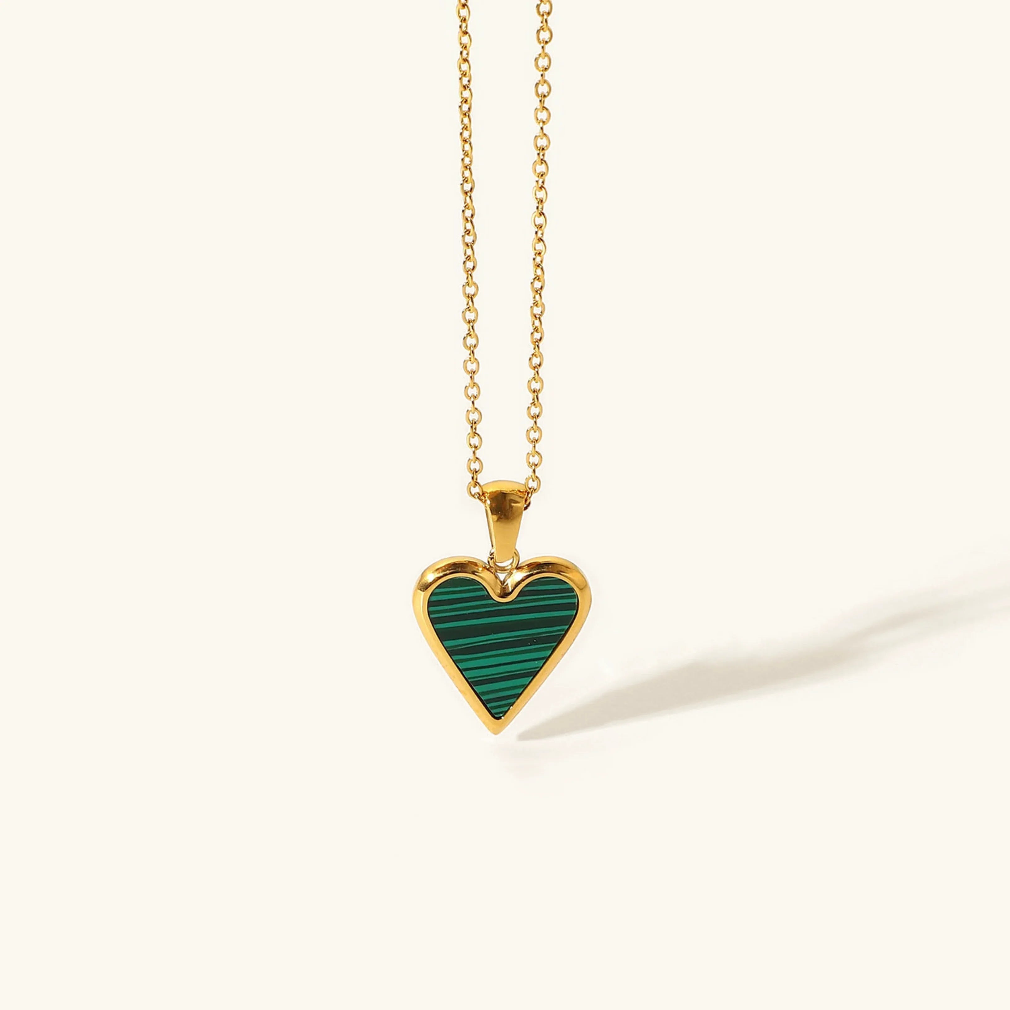 Blythe – Collar corazón elegante