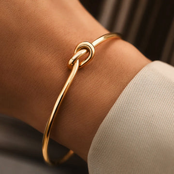 Inaya – Pulsera Vintage con Nudo Ajustable