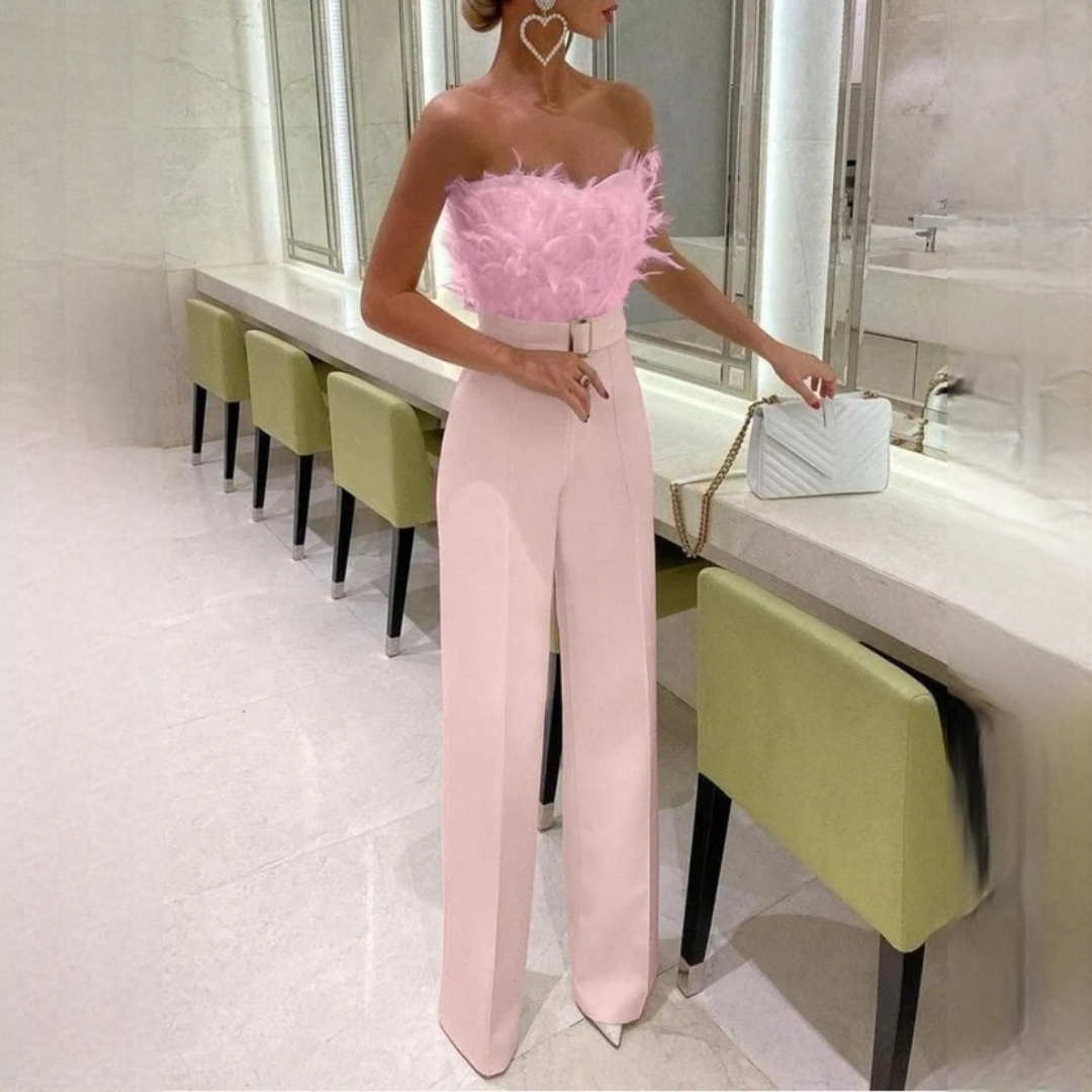 Izza - Mono elegante y chic