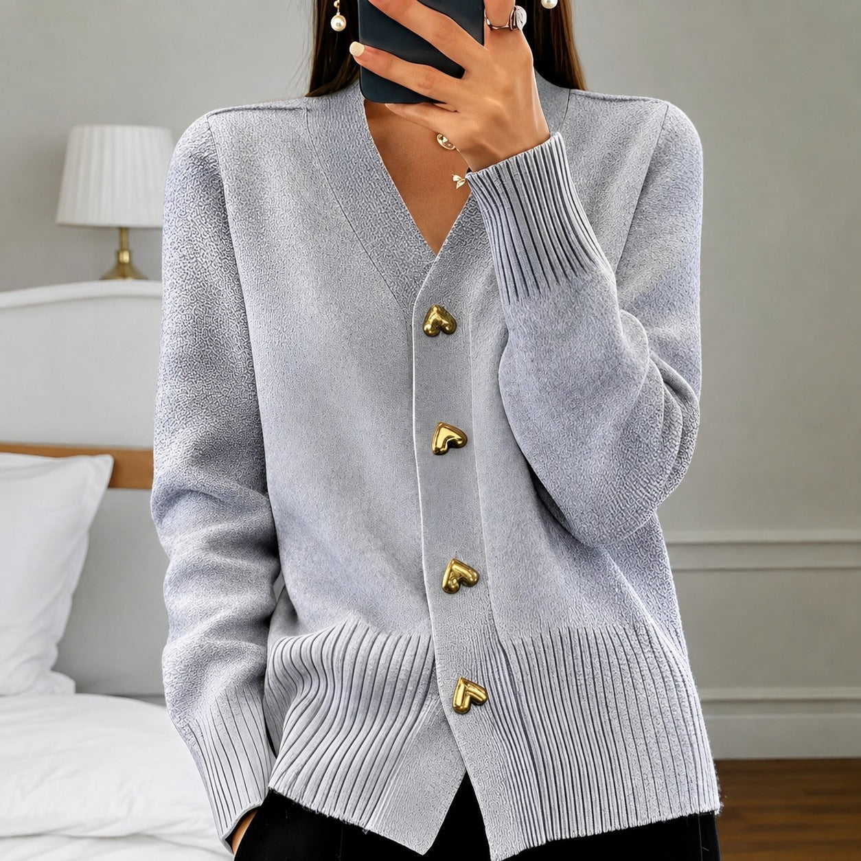 Annalee - Cardigan Elegante con Botones de Amor para Mujeres