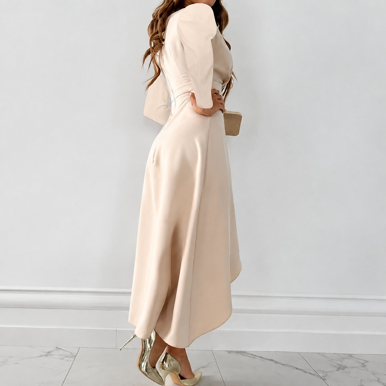 Shannon - Elegante vestido plisado de manga larga