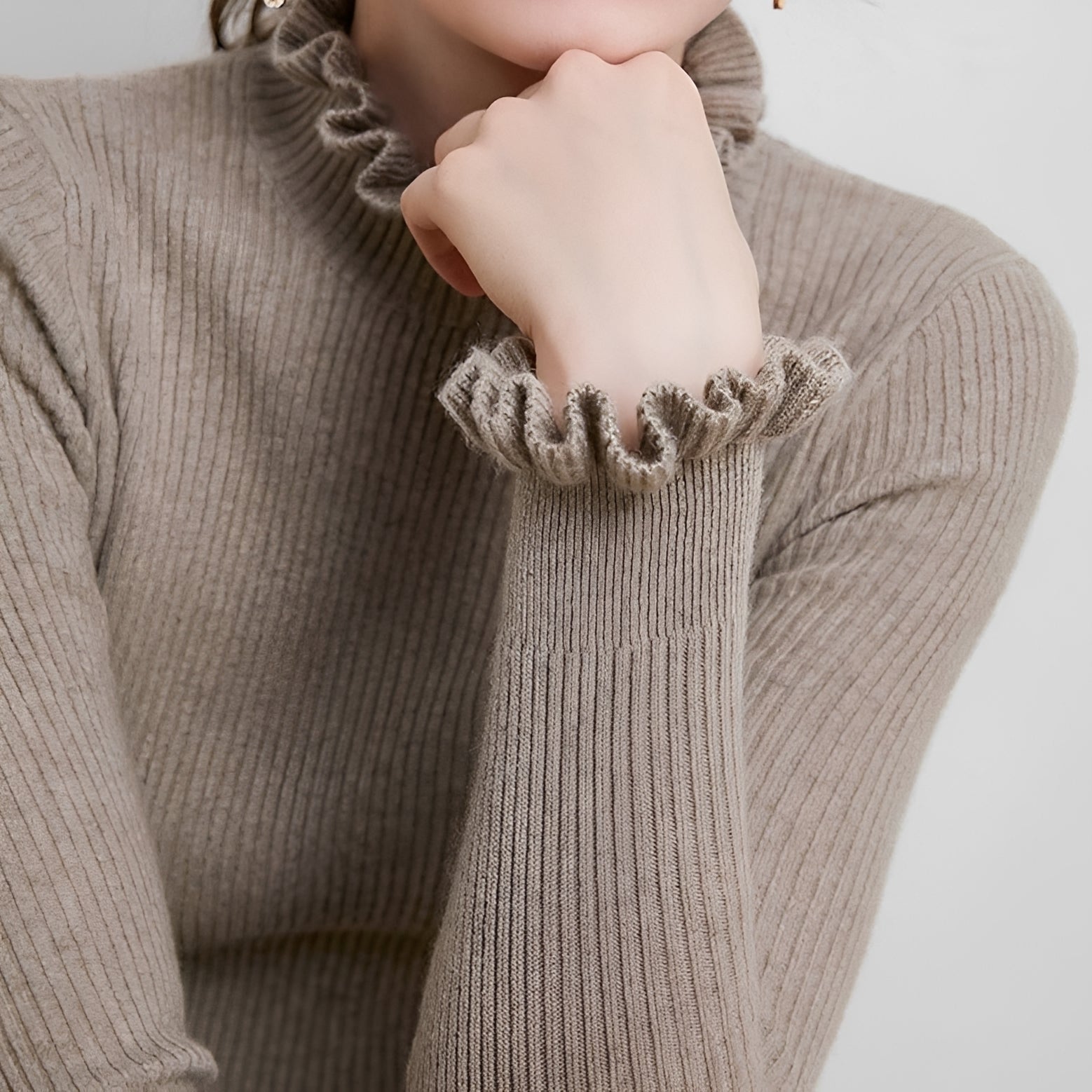 Alva - Suéter Elegante de Cuello Alto para Mujer